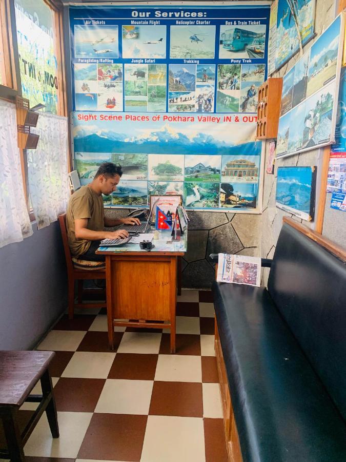 Hotel Peace Ganga Inn Pokhara Extérieur photo